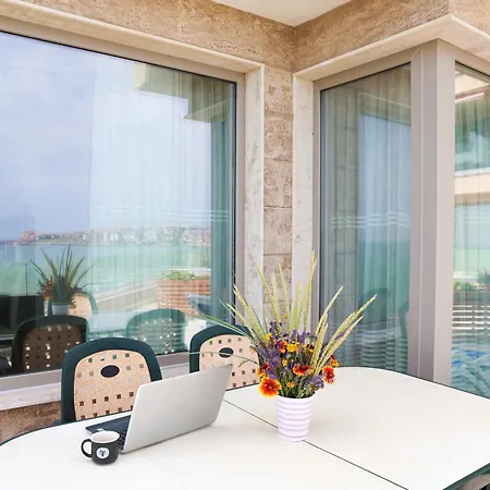 Flora Casa de hóspedes Sozopol