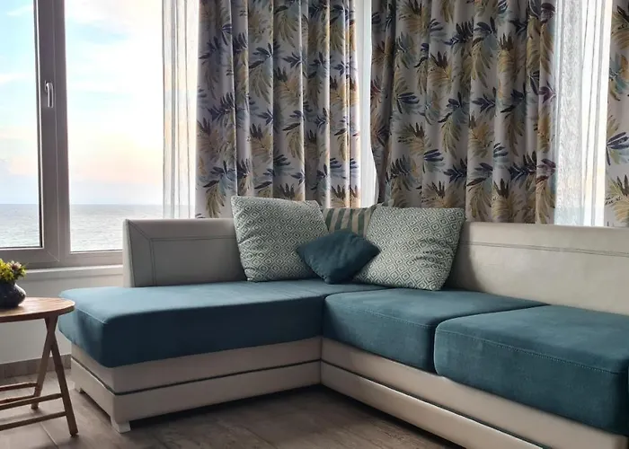 Flora Guest house 4*